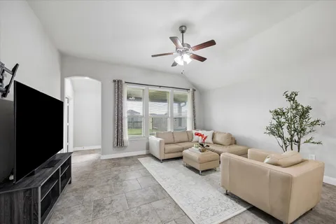 $329,000 | 24111 Kingdom Isle Lane, Katy, TX 77493