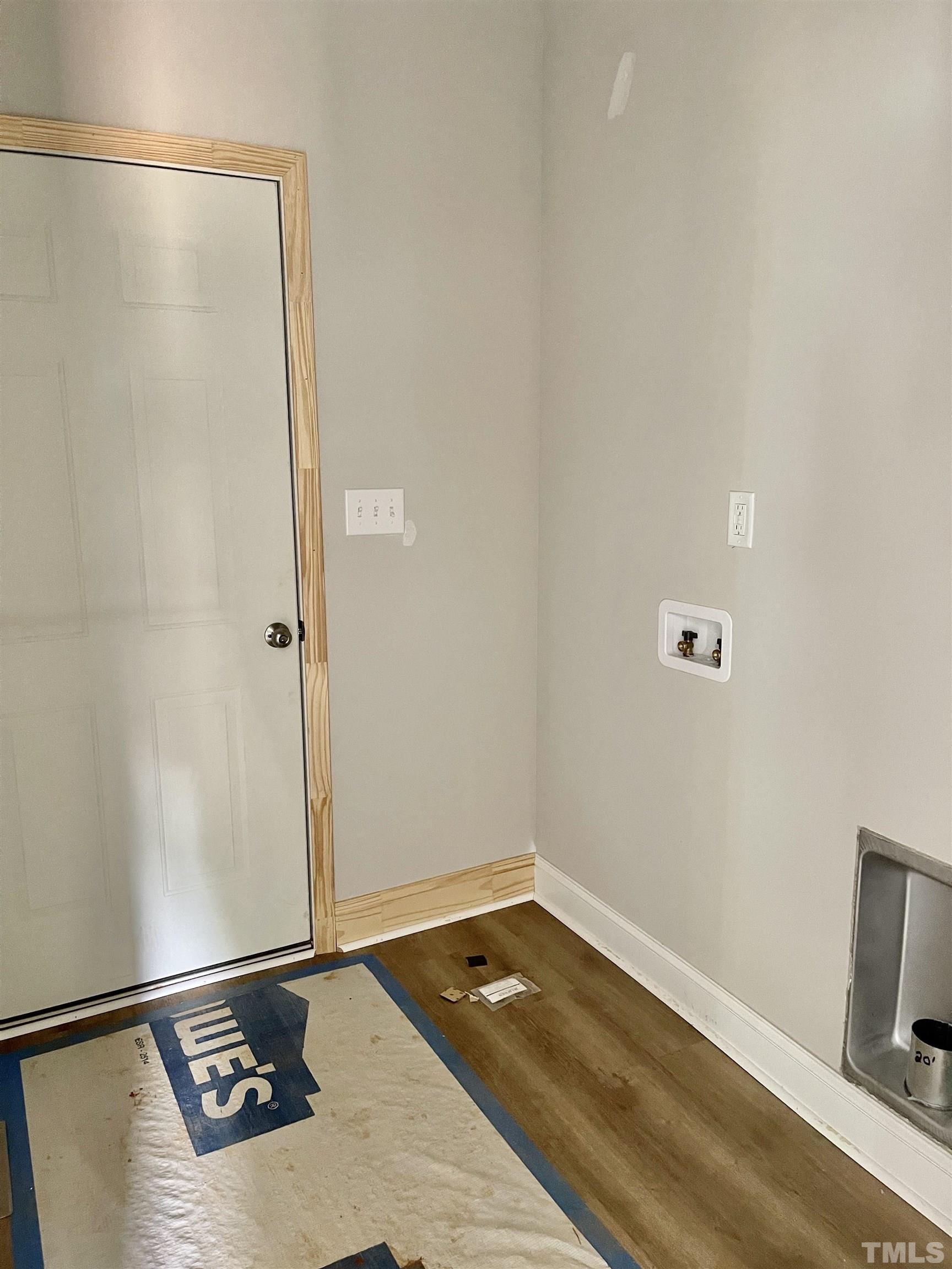 810 Mulberry Road Spring Hope, NC 27882 - Photo 20 of 25 a bathroom with a tub and shower