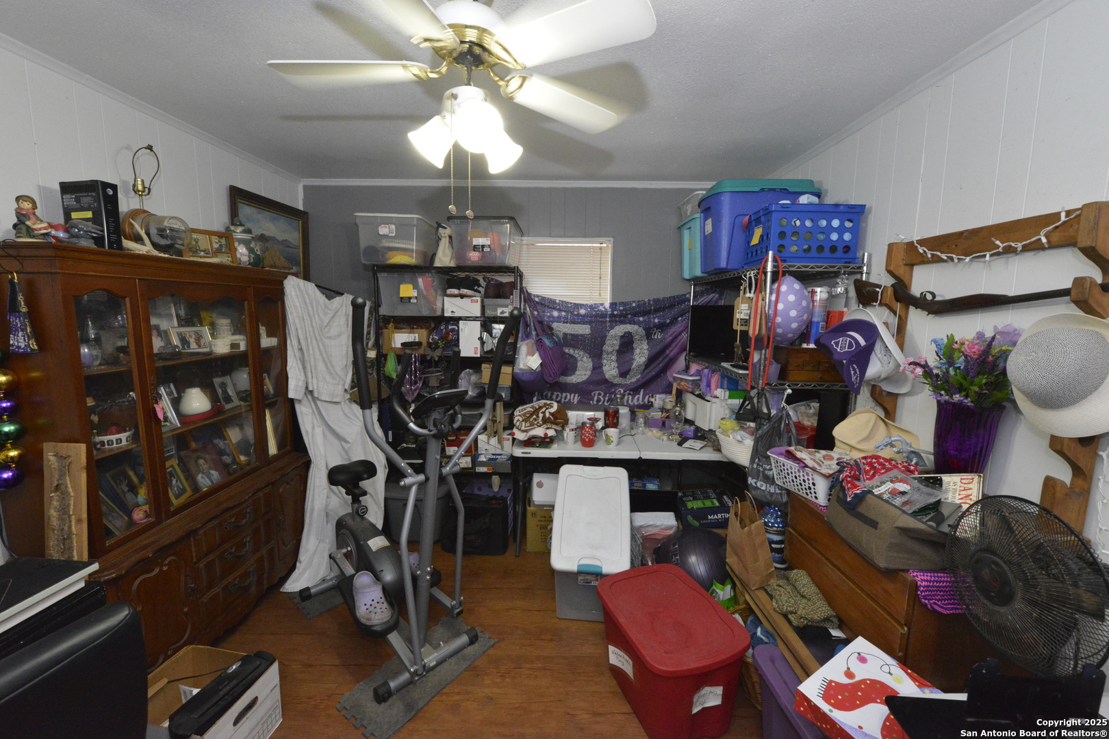 207 Hackberry Street Bandera, TX 78003 - Photo 14 of 27