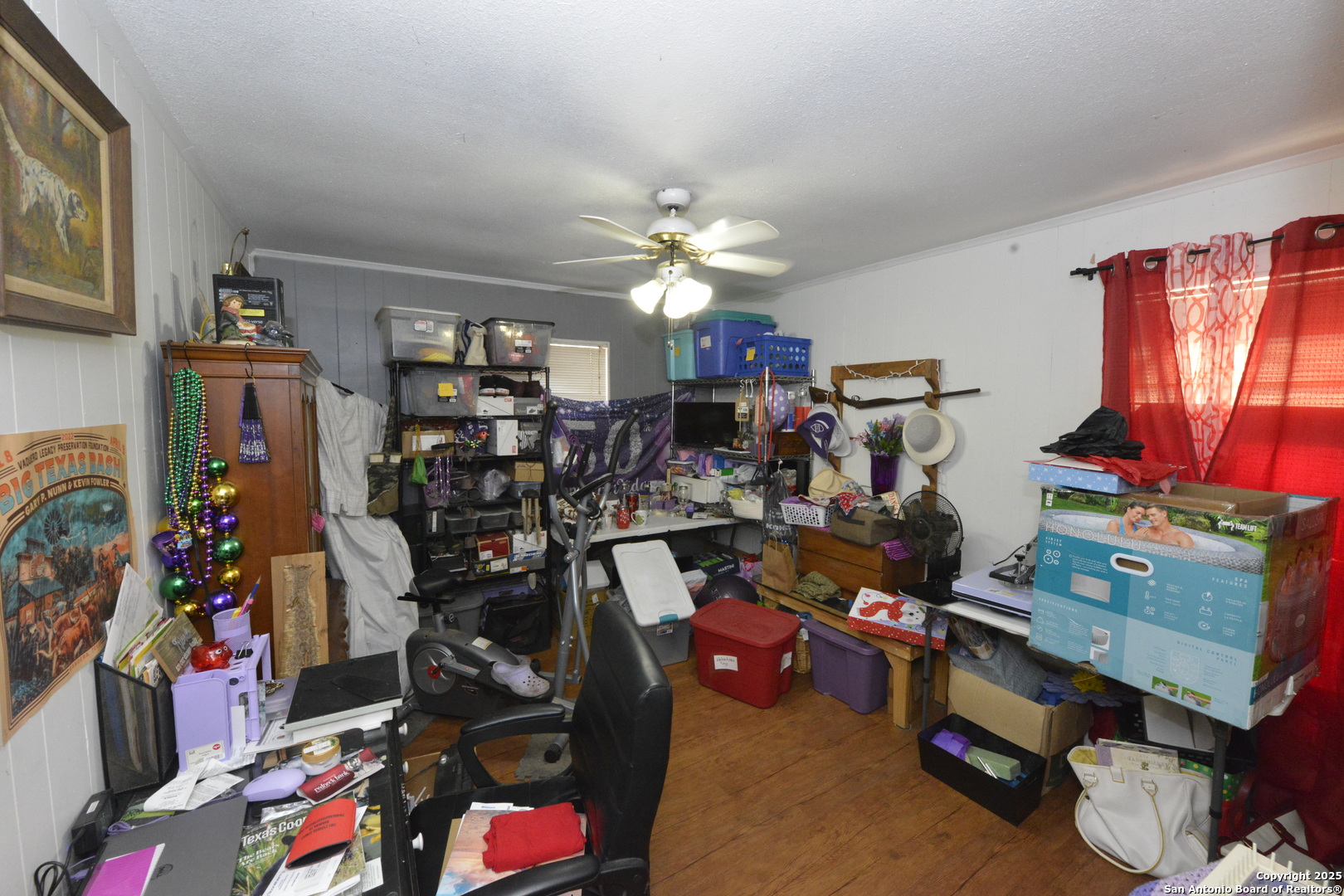 207 Hackberry Street Bandera, TX 78003 - Photo 15 of 27