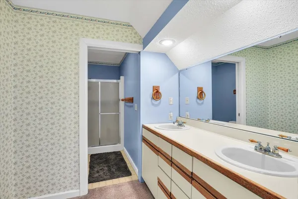 $519,900 | 2504 Lakewood Drive, Champaign, IL 61822