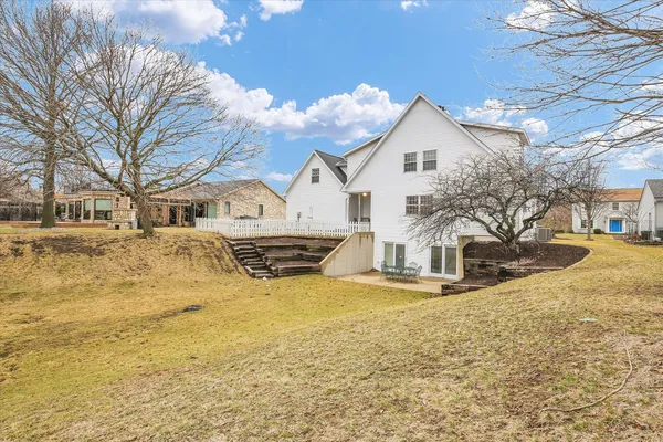 $519,900 | 2504 Lakewood Drive, Champaign, IL 61822