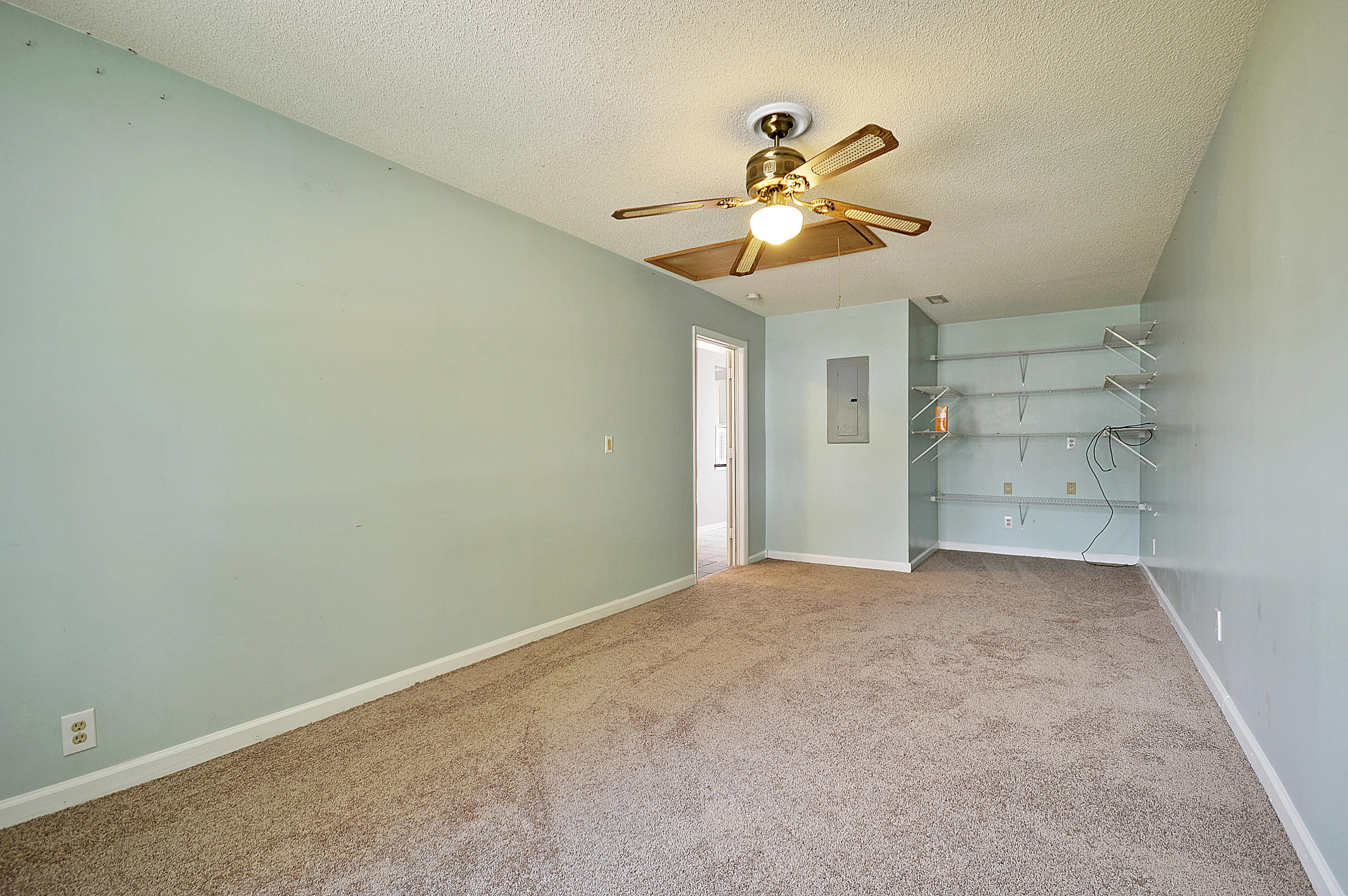 118 Lancashire Road Summerville, SC 29486 - Photo 14 of 29 DSC_0021_DSC_0024 copy