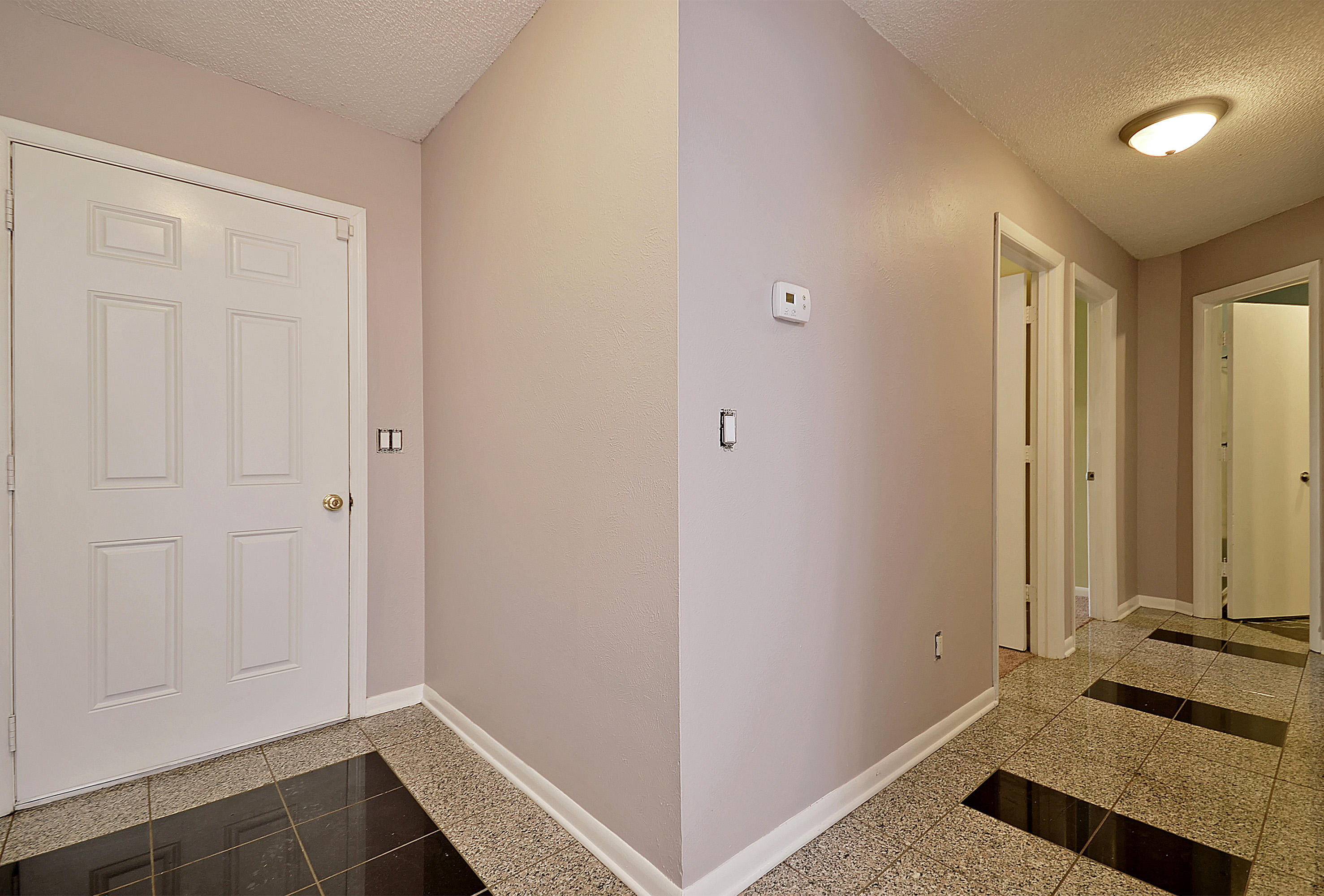 118 Lancashire Road Summerville, SC 29486 - Photo 4 of 29 DSC_0028_DSC_0031 copy
