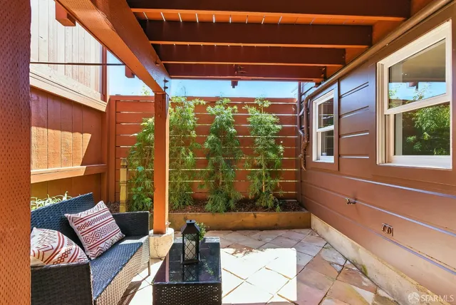 $1,298,000 | 289 Nevada Street, San Francisco, CA 94110