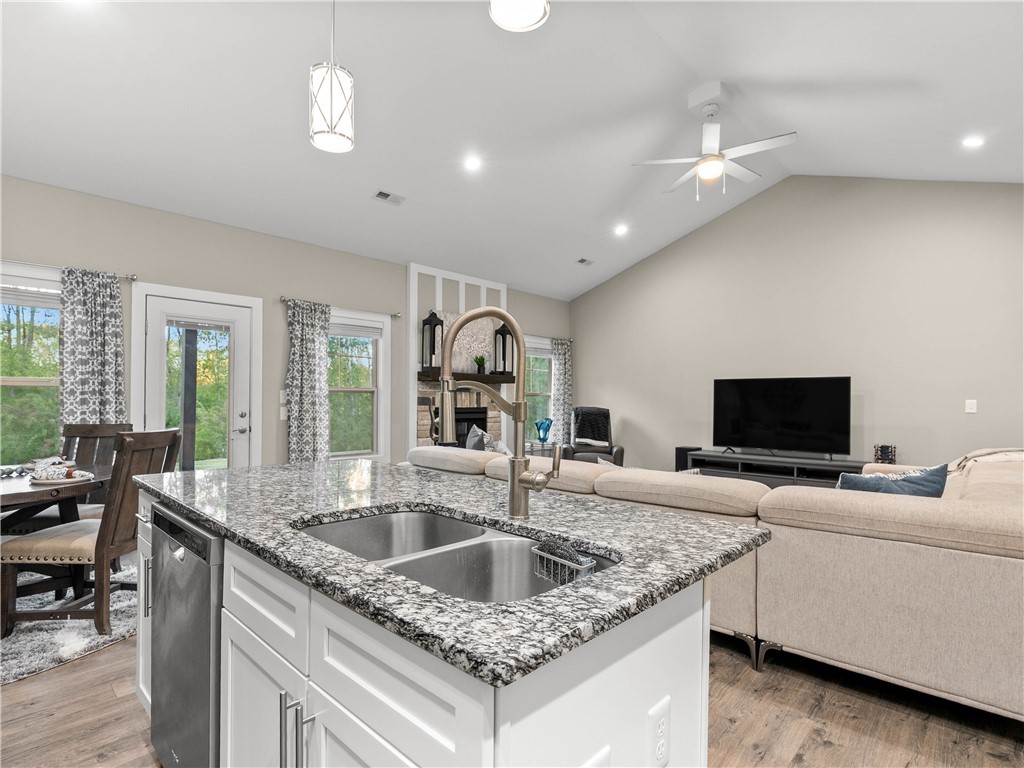 1437 Casey Creek Road Chesnee, SC 29323 - Photo 17 of 49