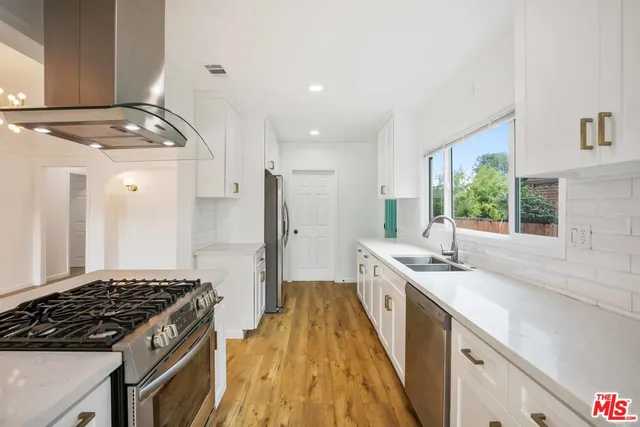 $5,000 | 1851 West 81st Street, Los Angeles, CA 90047