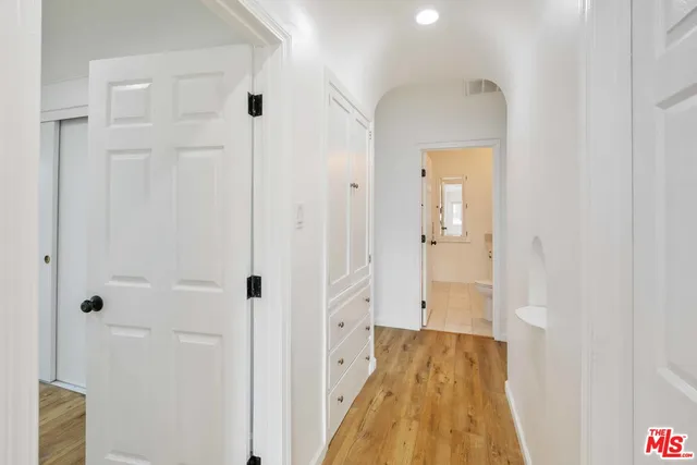 $5,000 | 1851 West 81st Street, Los Angeles, CA 90047