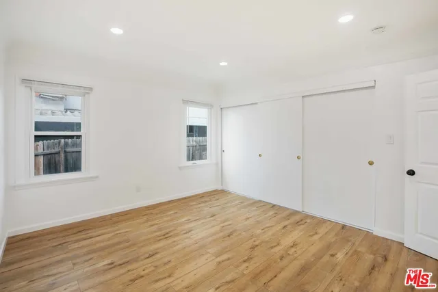 $5,000 | 1851 West 81st Street, Los Angeles, CA 90047