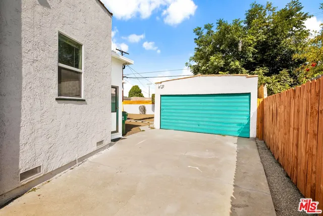 $5,000 | 1851 West 81st Street, Los Angeles, CA 90047