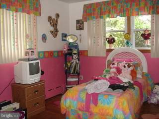 29 Meadow Road Pennsville, NJ 08070 - Photo 5 of 6 Gallery Image 5