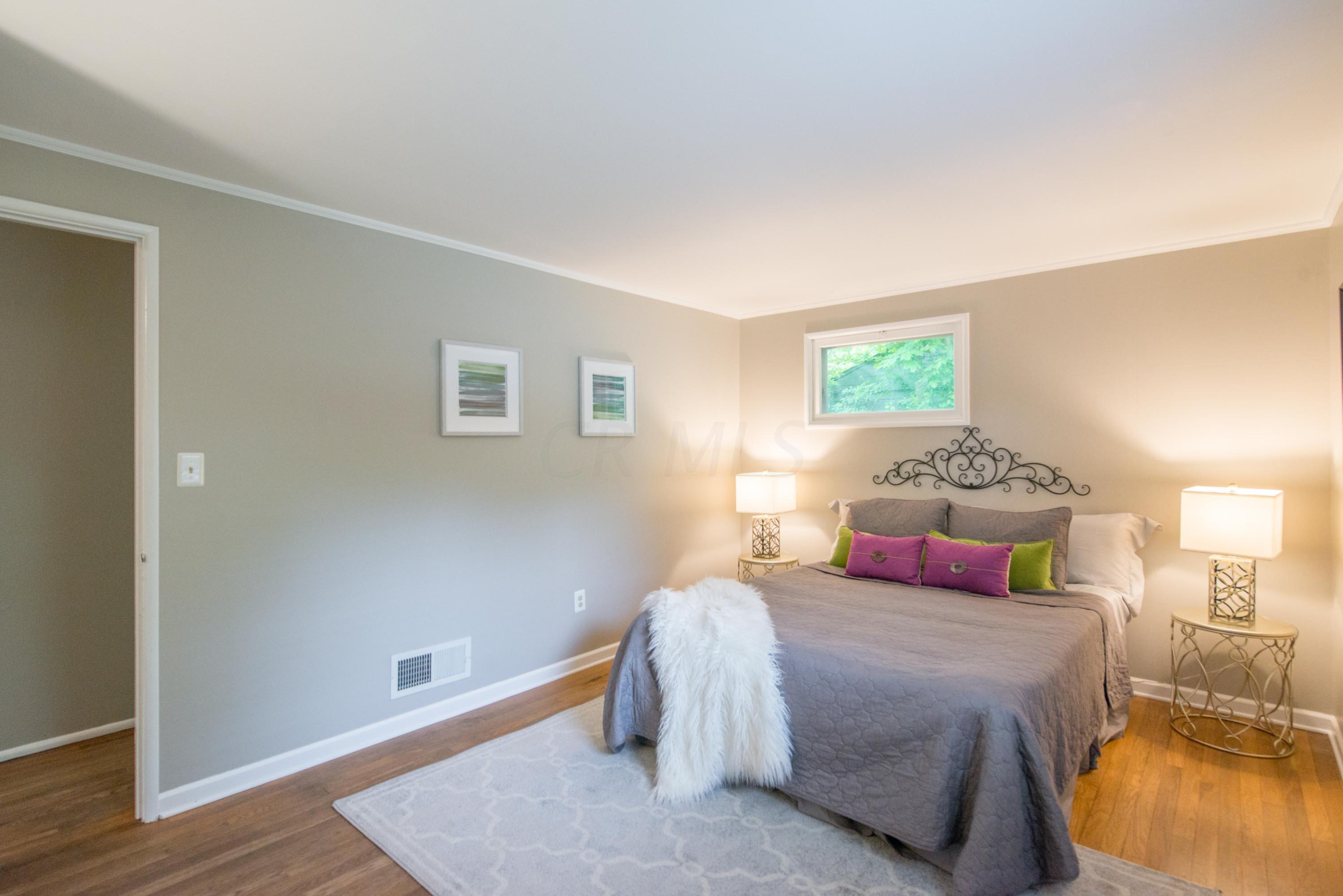 3251 Redding Road Columbus, OH 43221 - Photo 17 of 28 Gallery Image 17