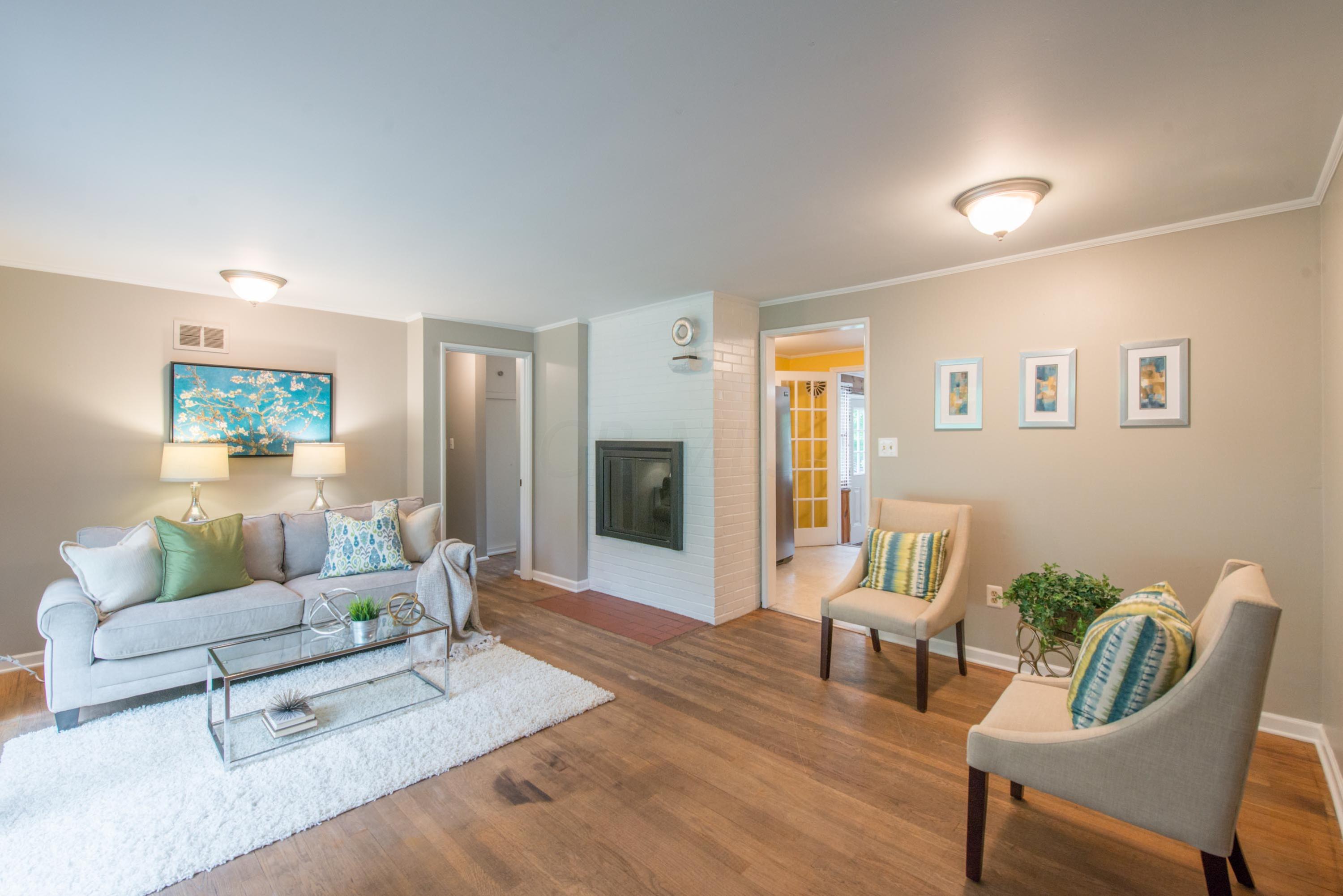 3251 Redding Road Columbus, OH 43221 - Photo 3 of 28 Gallery Image 3