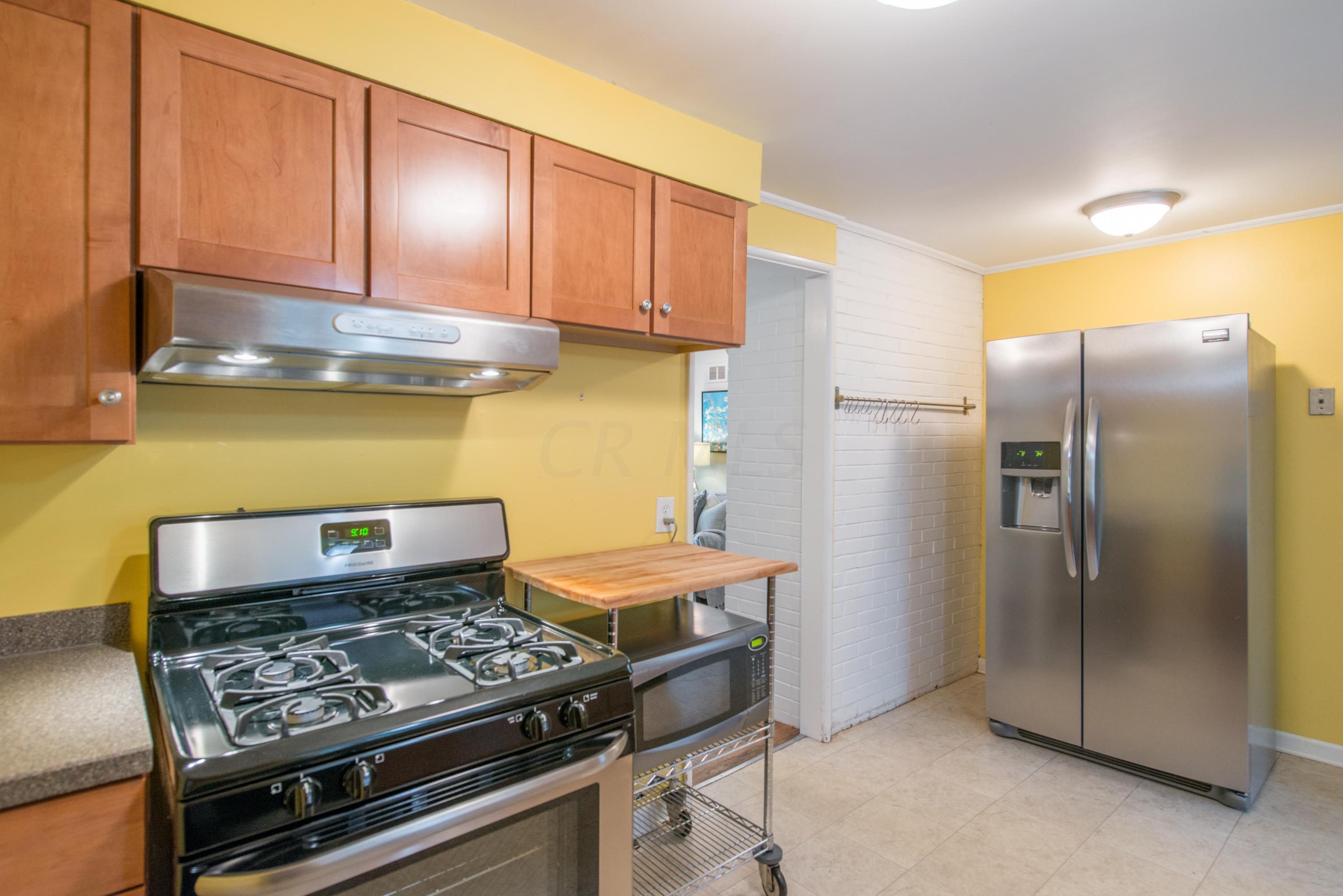 3251 Redding Road Columbus, OH 43221 - Photo 8 of 28 Gallery Image 8