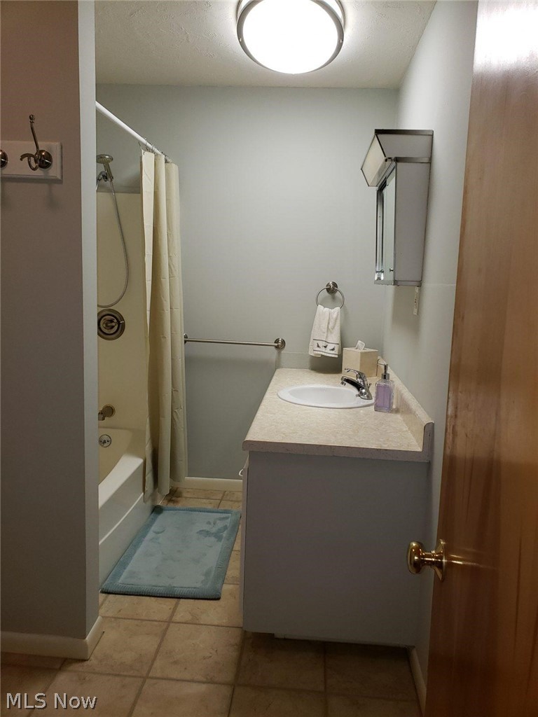 1116 Belrose Road Cleveland, OH 44124 - Photo 18 of 25 Gallery Image 18