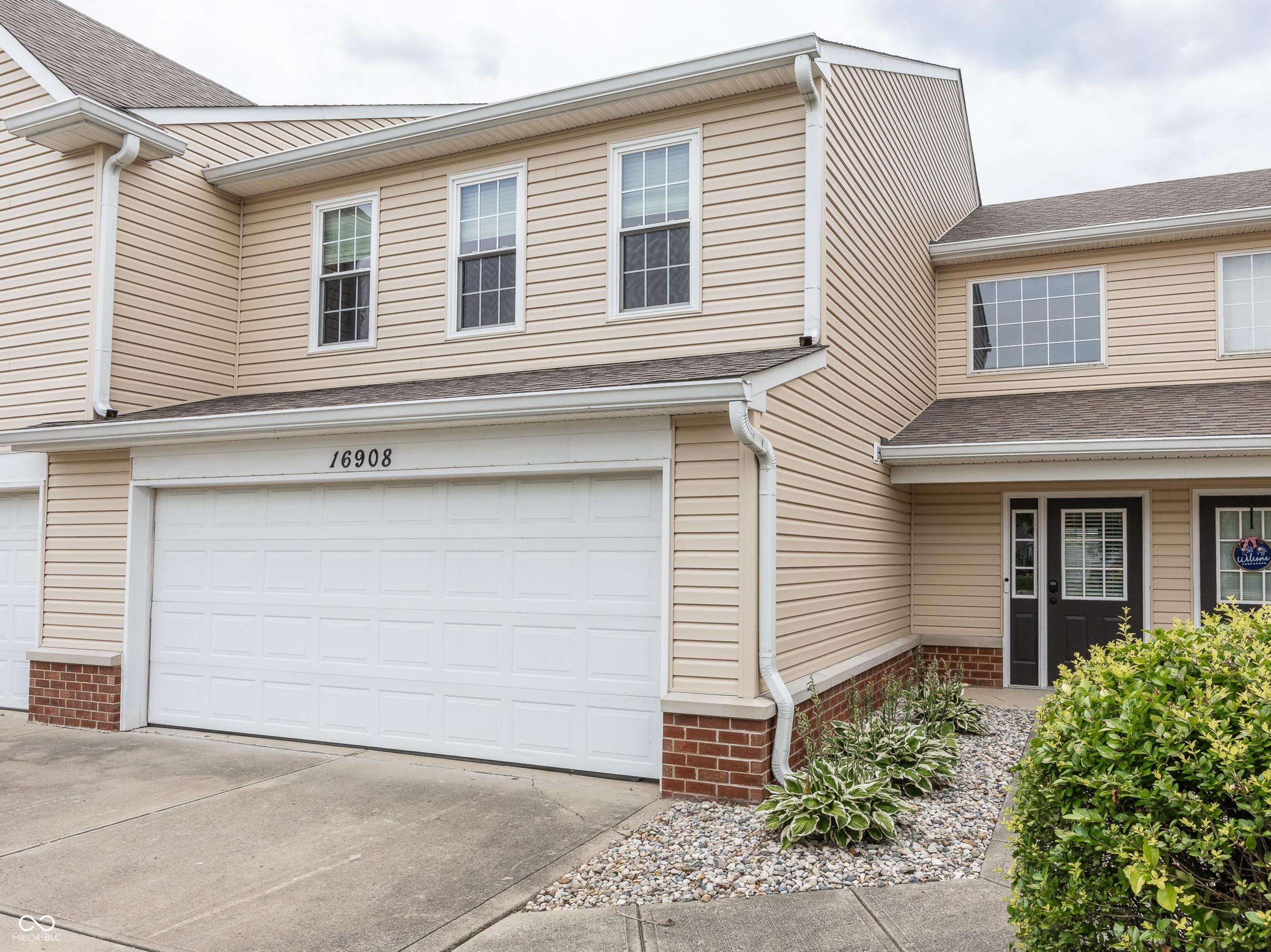 16908 Mapleton Place Westfield, IN 46074 - Photo 1 of 29 Gallery Image 1