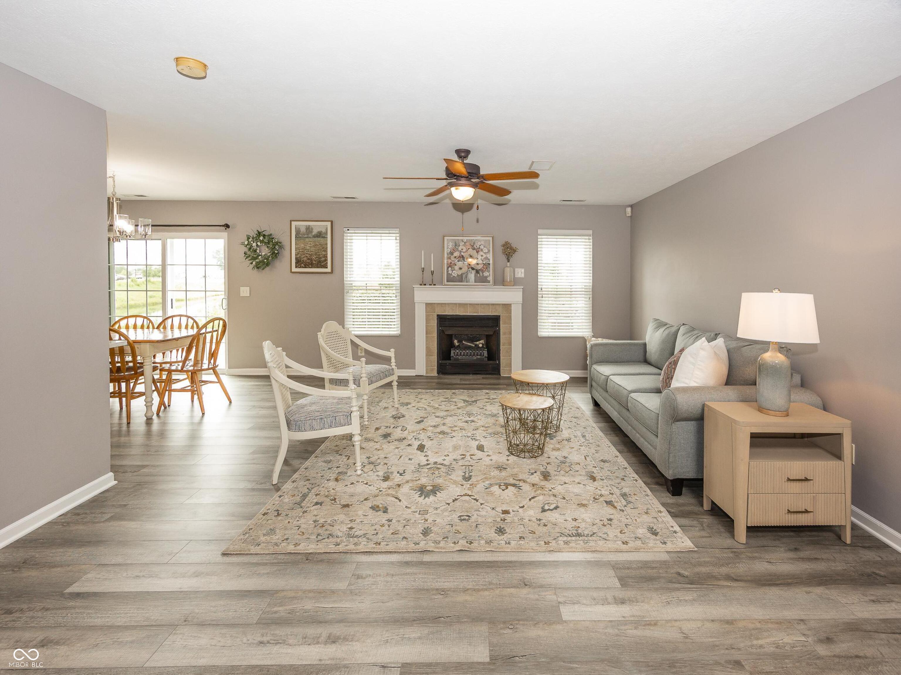 16908 Mapleton Place Westfield, IN 46074 - Photo 5 of 29 Gallery Image 5