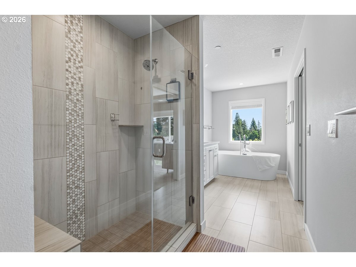 16275 Southwest Jade View Way Beaverton, OR 97007 - Photo 20 of 34 Bathroom, Attached