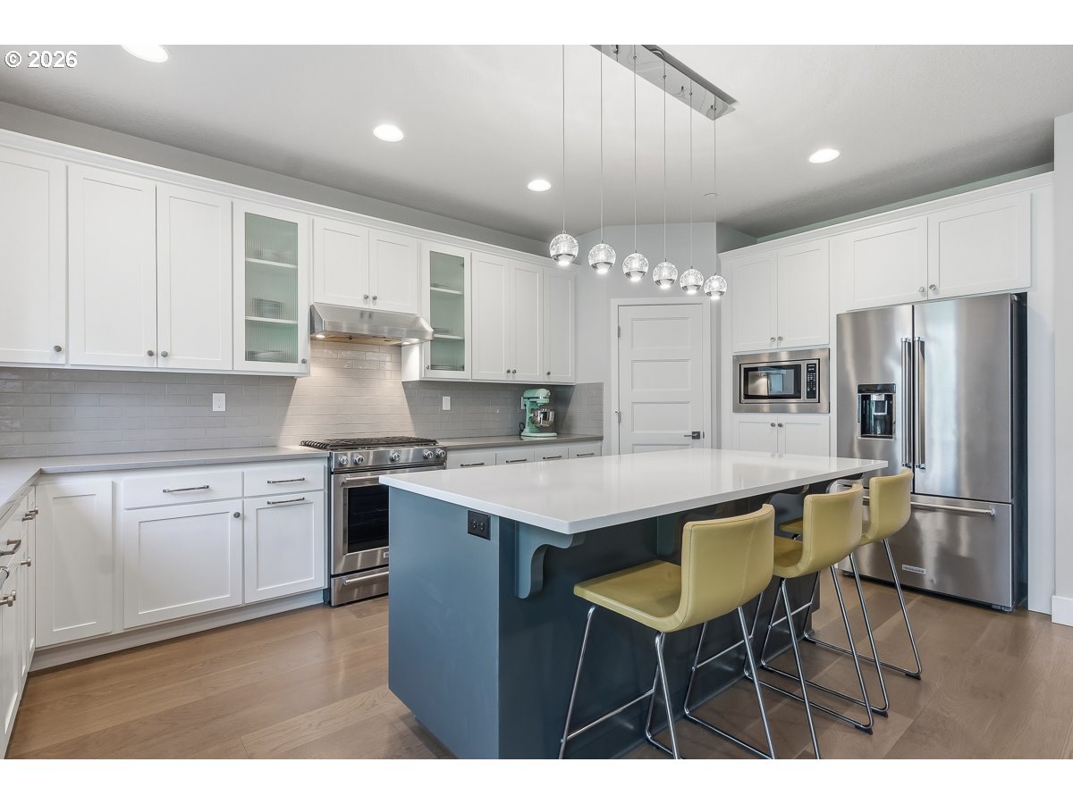16275 Southwest Jade View Way Beaverton, OR 97007 - Photo 9 of 34 Kitchen