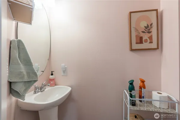 $475,000 | 12704 64th Avenue East, Puyallup, WA 98373