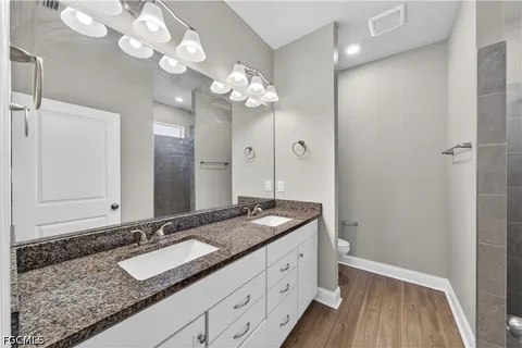$299,900 | 1001 Northeast 35th Lane, Cape Coral, FL 33909