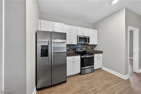 $299,900 | 1001 Northeast 35th Lane, Cape Coral, FL 33909
