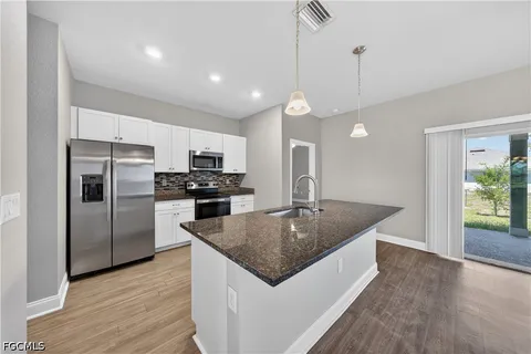 $299,900 | 1001 Northeast 35th Lane, Cape Coral, FL 33909