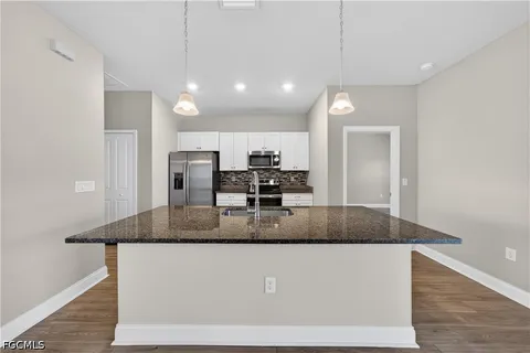 $299,900 | 1001 Northeast 35th Lane, Cape Coral, FL 33909