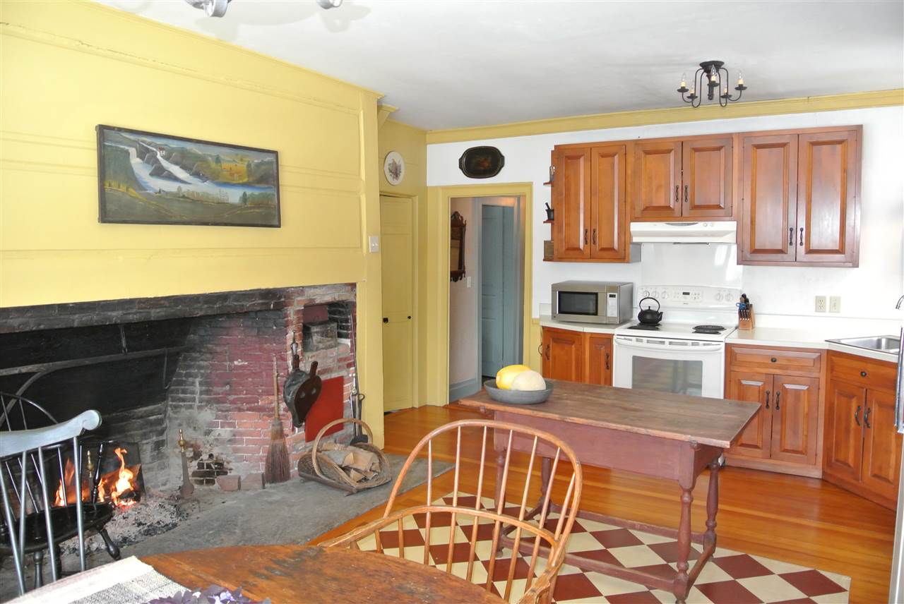 27 Franklin Road Salisbury, NH 03268 - Photo 11 of 39