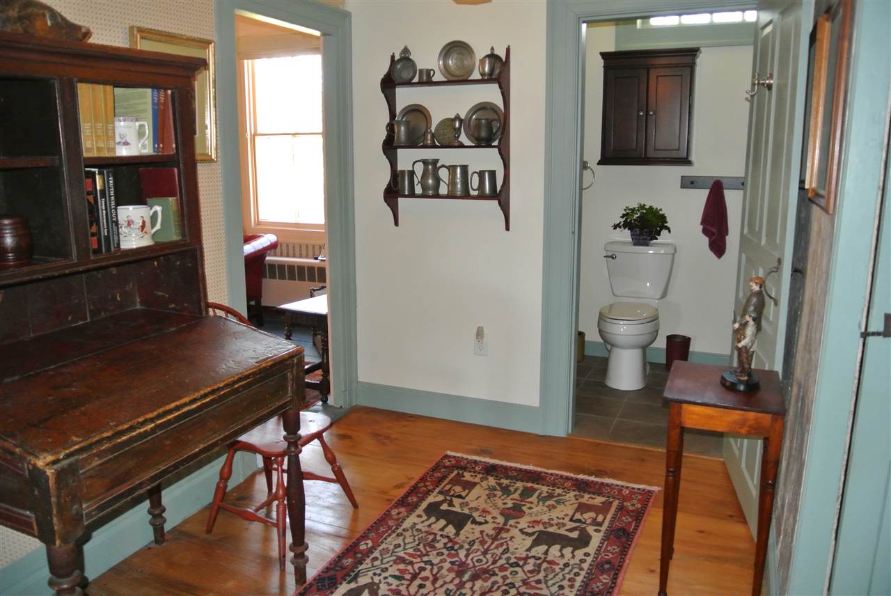 27 Franklin Road Salisbury, NH 03268 - Photo 37 of 39