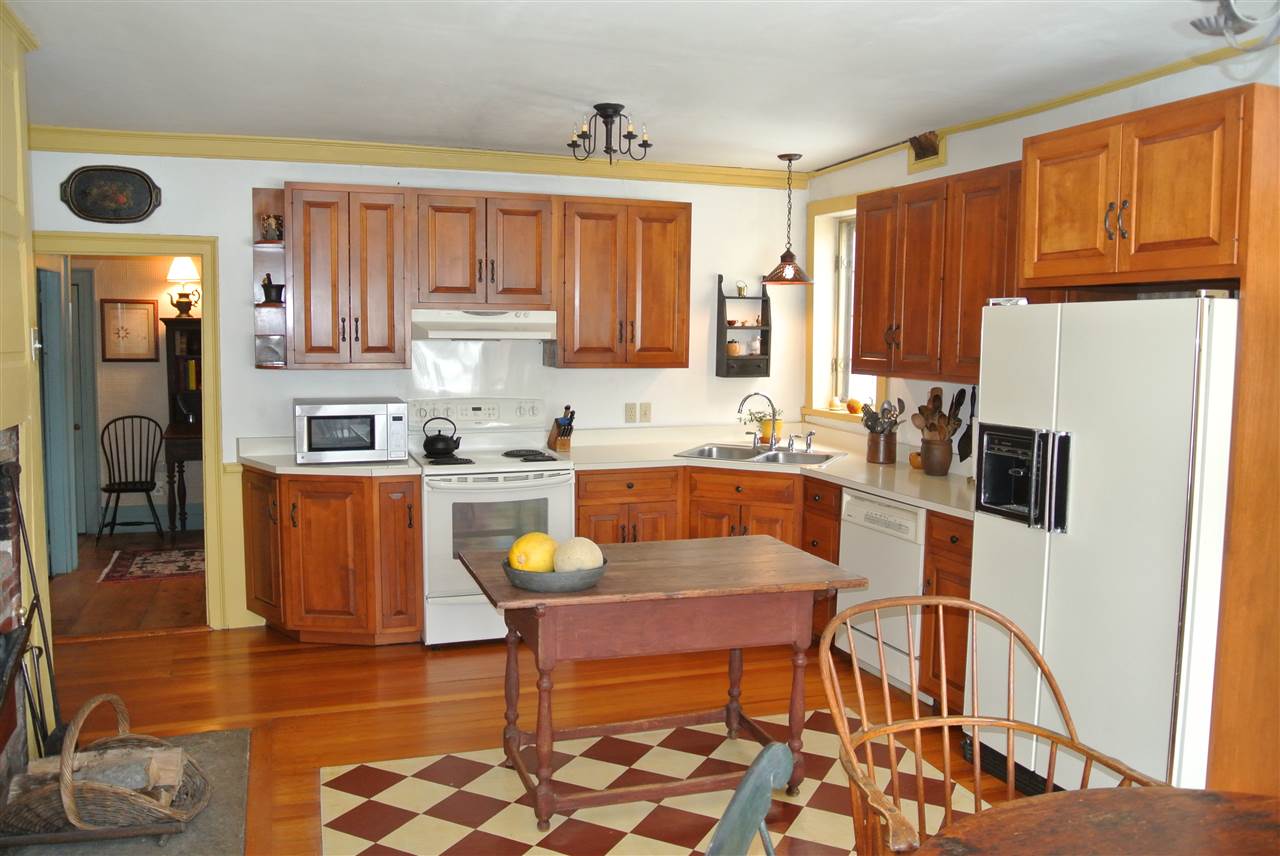 27 Franklin Road Salisbury, NH 03268 - Photo 6 of 39