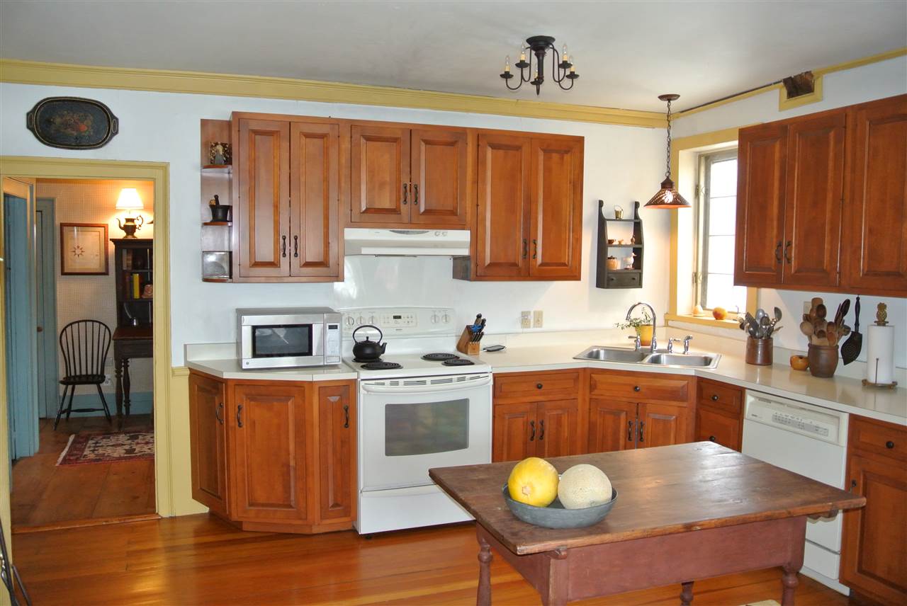 27 Franklin Road Salisbury, NH 03268 - Photo 8 of 39