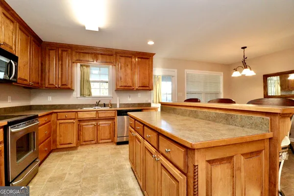 $289,900 | 6114 Lake Shore Drive, Naylor, GA 31641