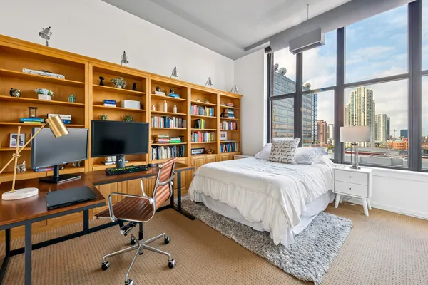$750,000 | 333 West Hubbard Street, Unit 801, Chicago, IL 60654