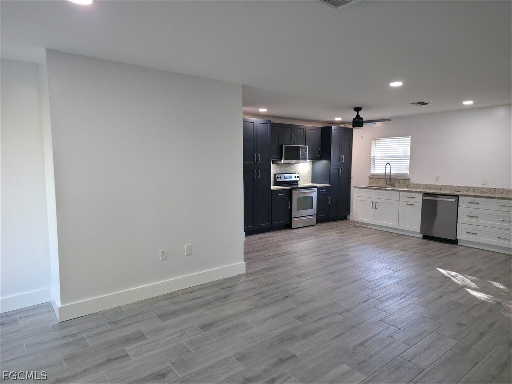 4474 East Riverside Drive Fort Myers, FL 33905 - Photo 9 of 27