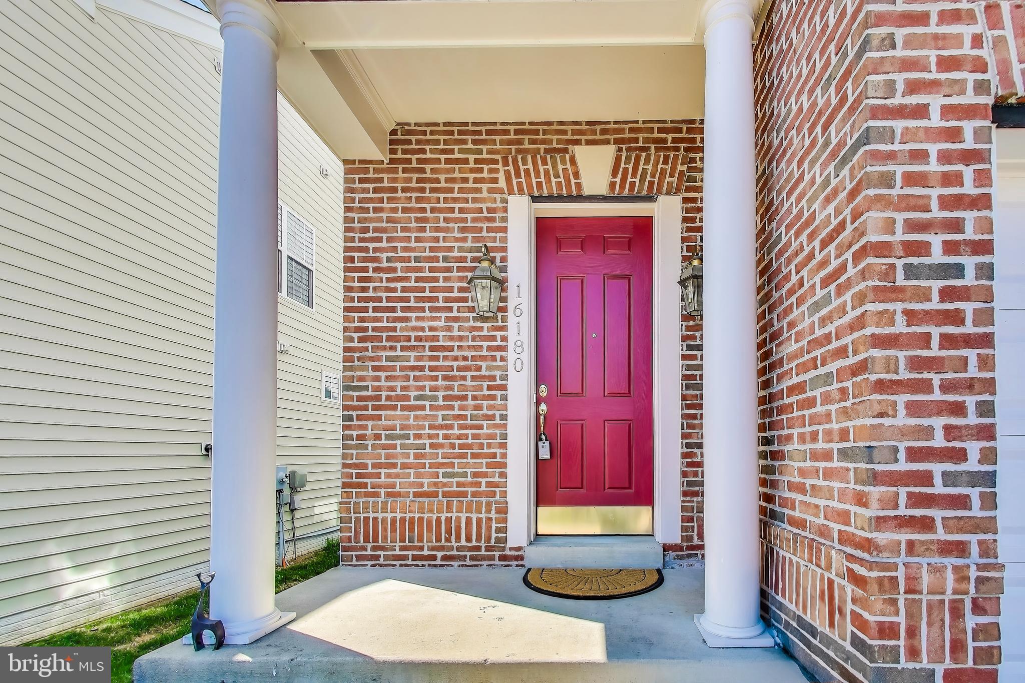 16180 Radburn Street Woodbridge, VA 22191 - Photo 3 of 54 a view of entryway