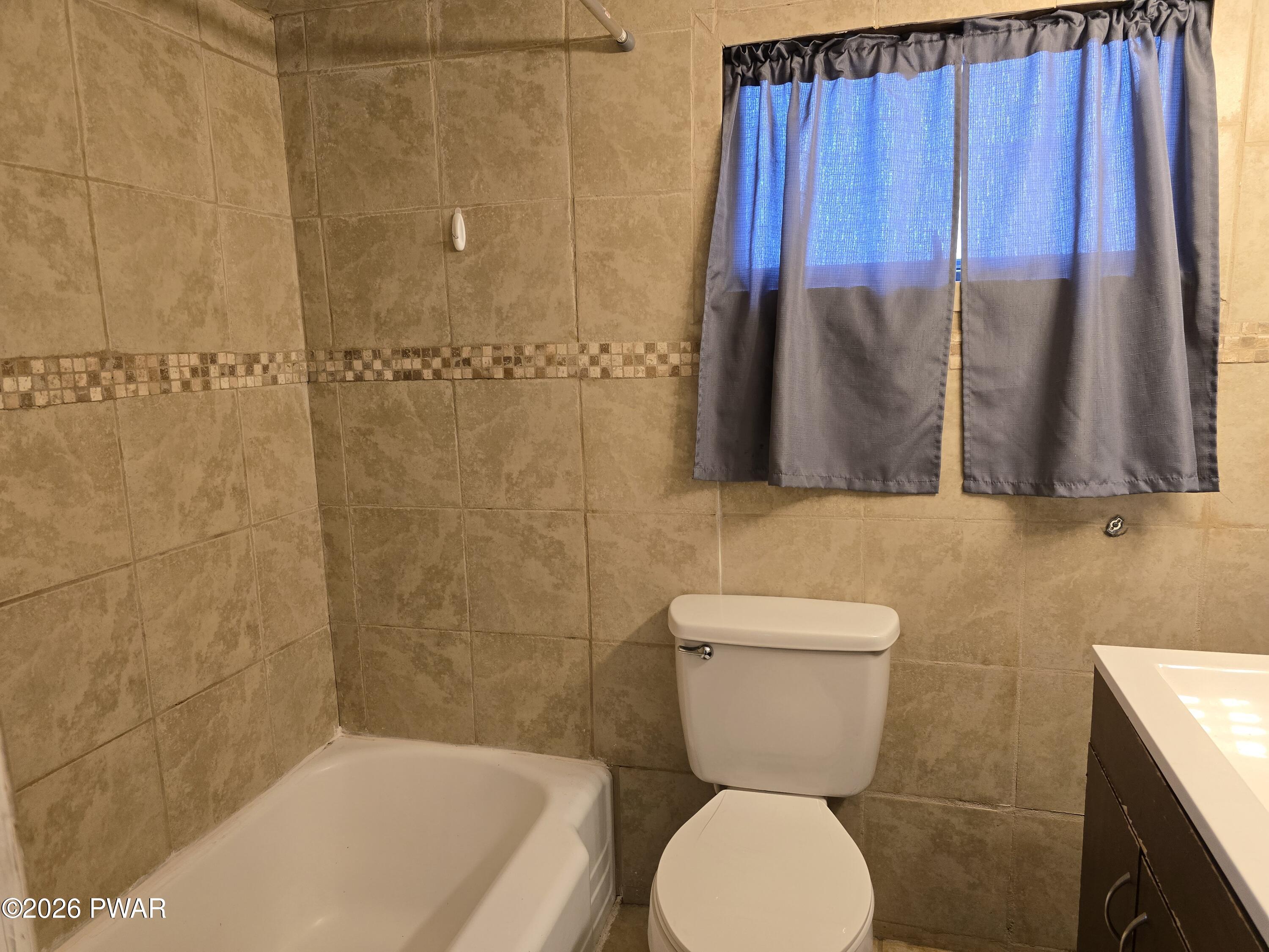 9 Glinko Street Scranton, PA 18504 - Photo 5 of 15