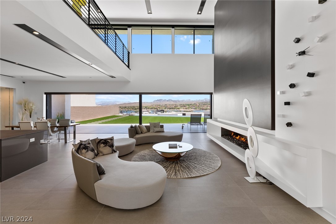 49 Falling Ridge Lane Henderson, NV 89011 - Photo 15 of 46 Gallery Image 15