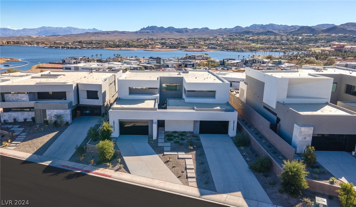 49 Falling Ridge Lane Henderson, NV 89011 - Photo 5 of 46 Gallery Image 5