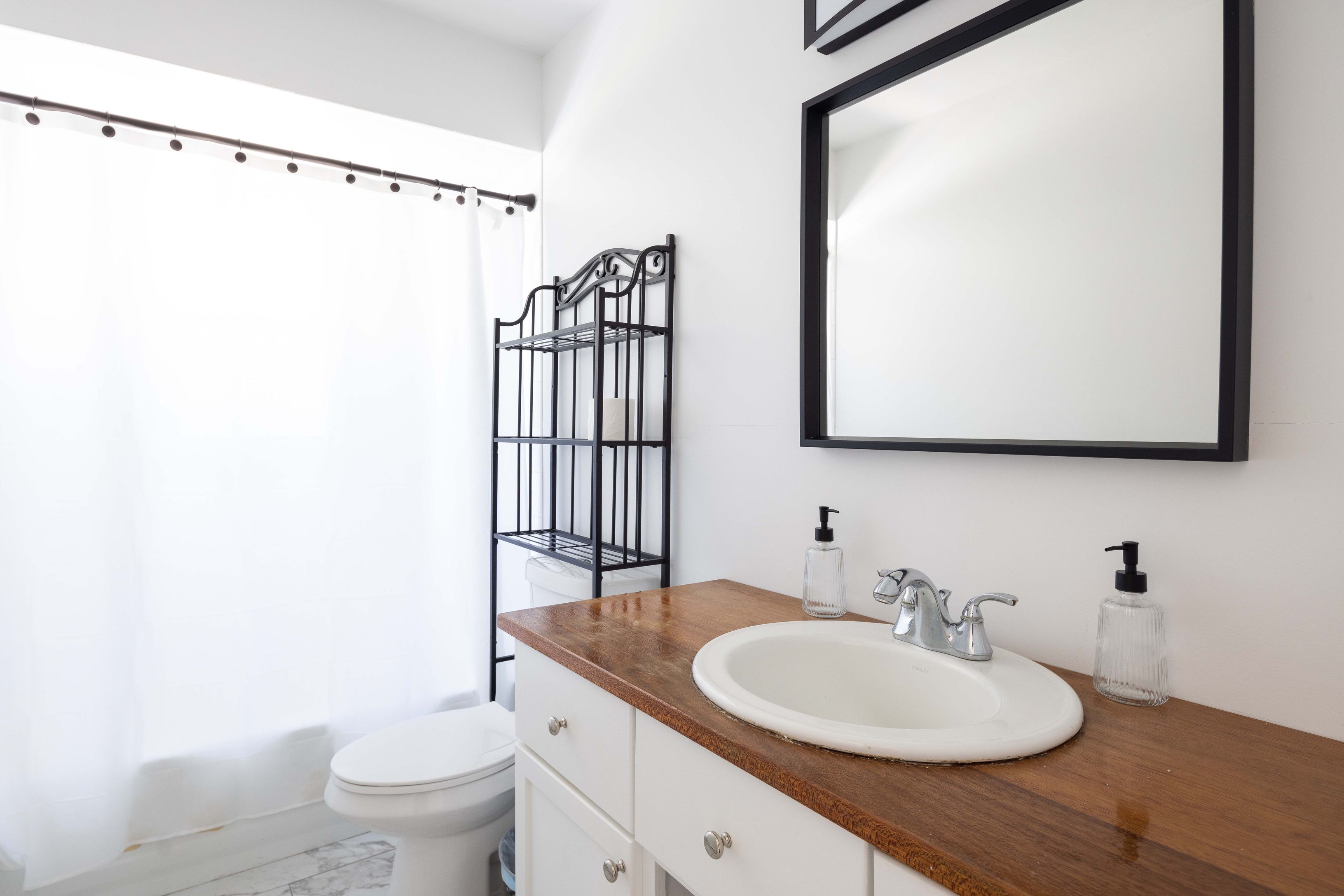 41 Clinton Street East Hampton, NY 11937 - Photo 9 of 17
