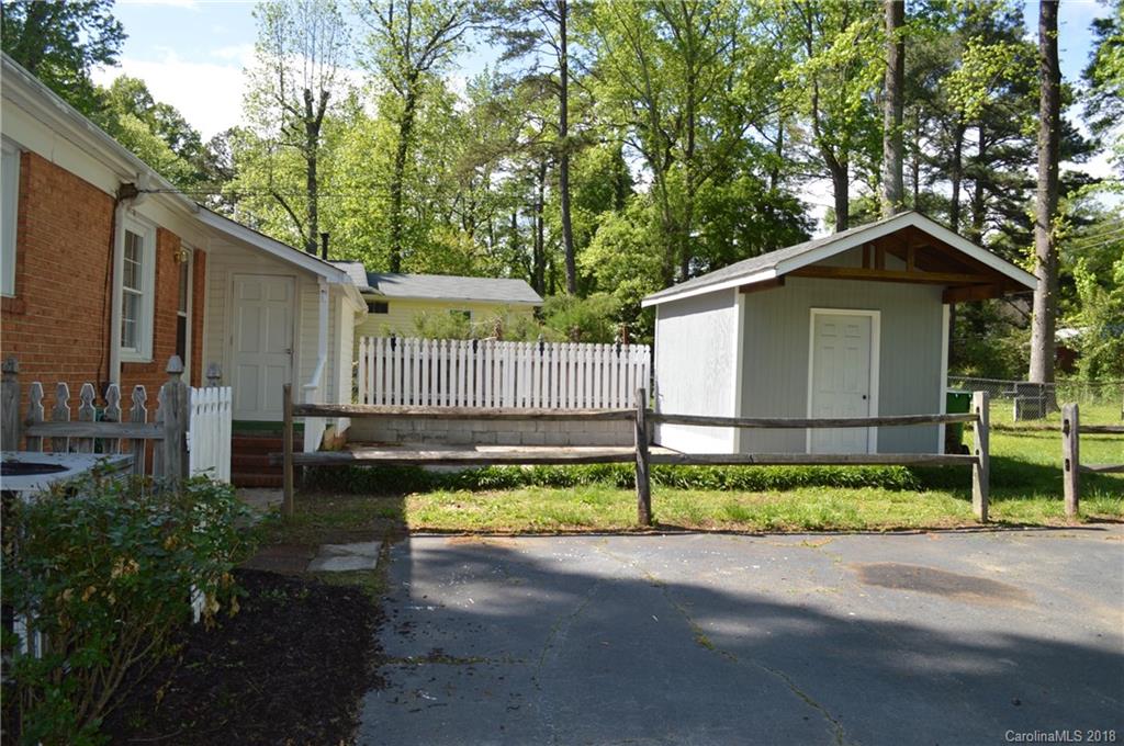 5501 Ruth Drive Charlotte, NC 28215 - Photo 14 of 16