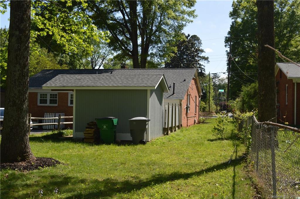 5501 Ruth Drive Charlotte, NC 28215 - Photo 15 of 16