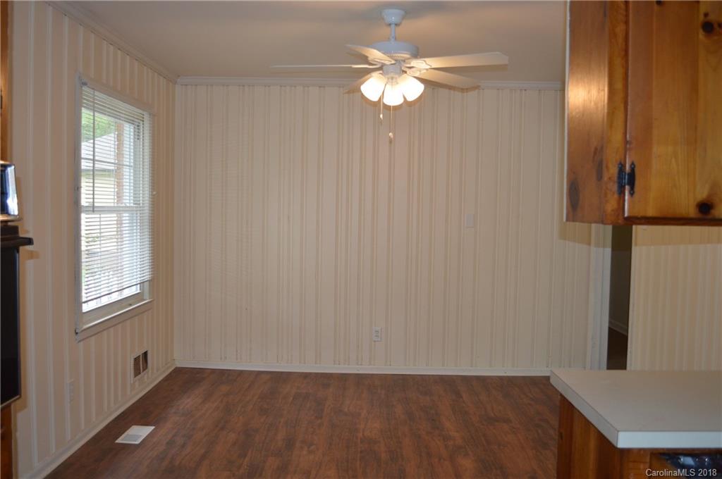 5501 Ruth Drive Charlotte, NC 28215 - Photo 6 of 16