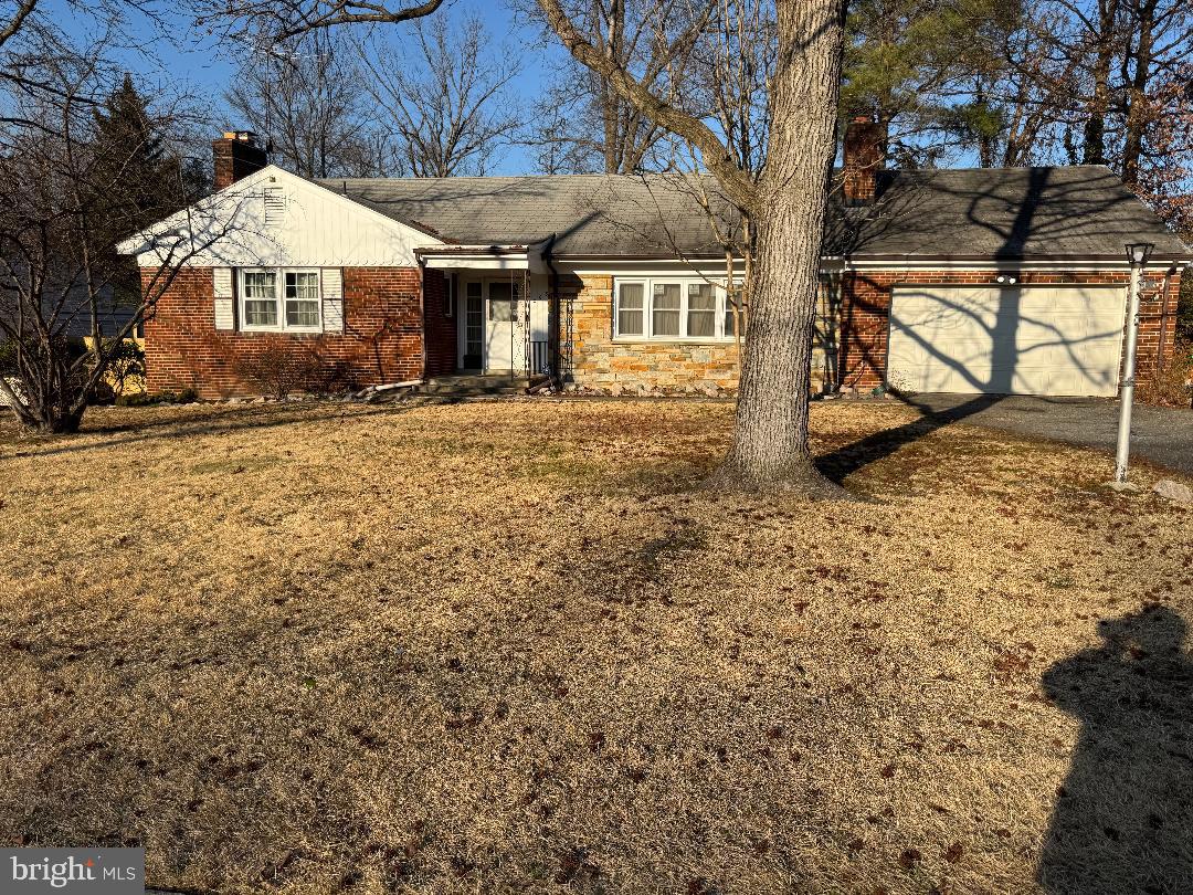 7208 Kempton Road Lanham, MD 20706 - Photo 3 of 7 Front yard 2nd pic