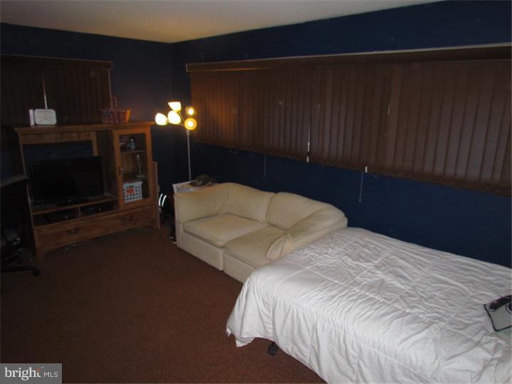 47 Hydrangea Road Levittown, PA 19056 - Photo 15 of 25 Bedroom 4