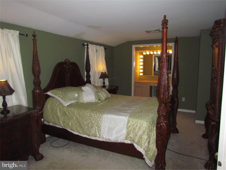 47 Hydrangea Road Levittown, PA 19056 - Photo 17 of 25 Master Bedroom