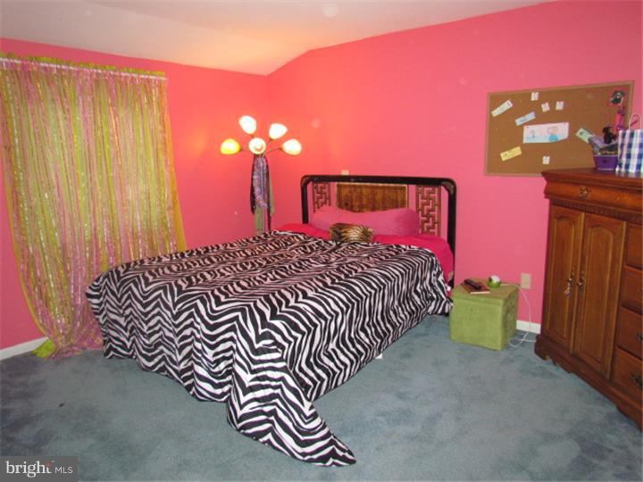 47 Hydrangea Road Levittown, PA 19056 - Photo 24 of 25 Bedroom 3