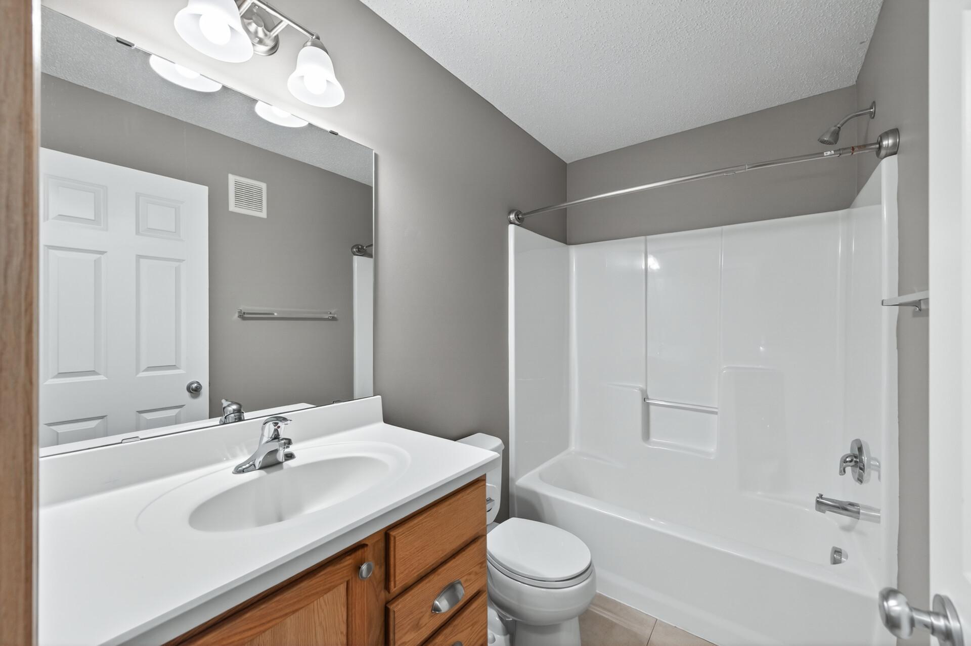 4735 Victor Path, Unit 6 Hugo, MN 55038 - Photo 37 of 44