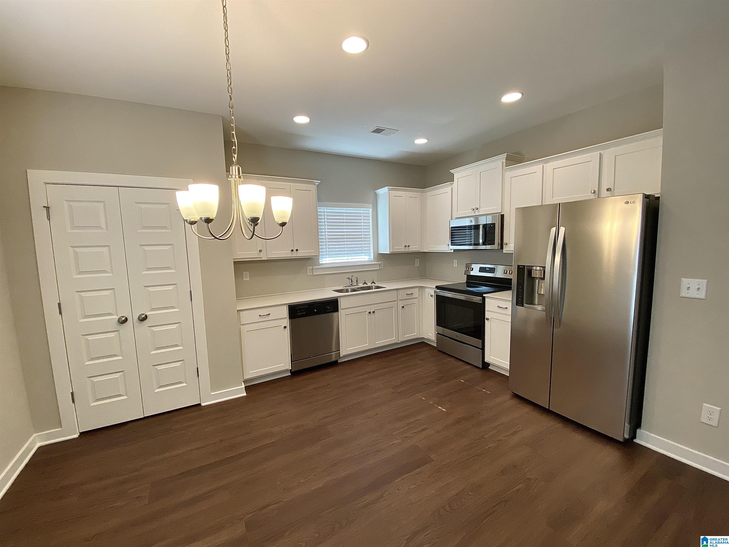 75 Ballington Way Clanton, AL 35045 - Photo 3 of 6