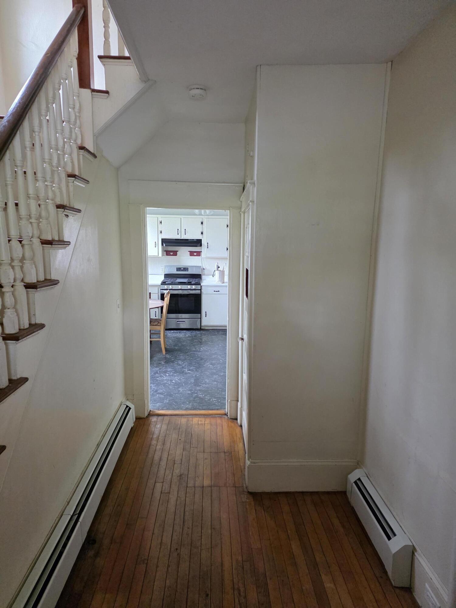 29 Princeton Street Bangor, ME 04401 - Photo 10 of 50 20260508_111316